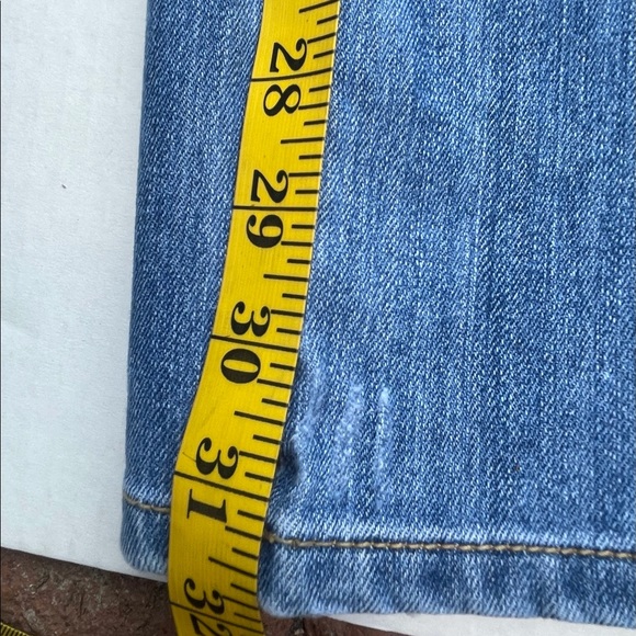 Seven7 jeans size 30 or 10 flare 31 inch length - Picture 9 of 9